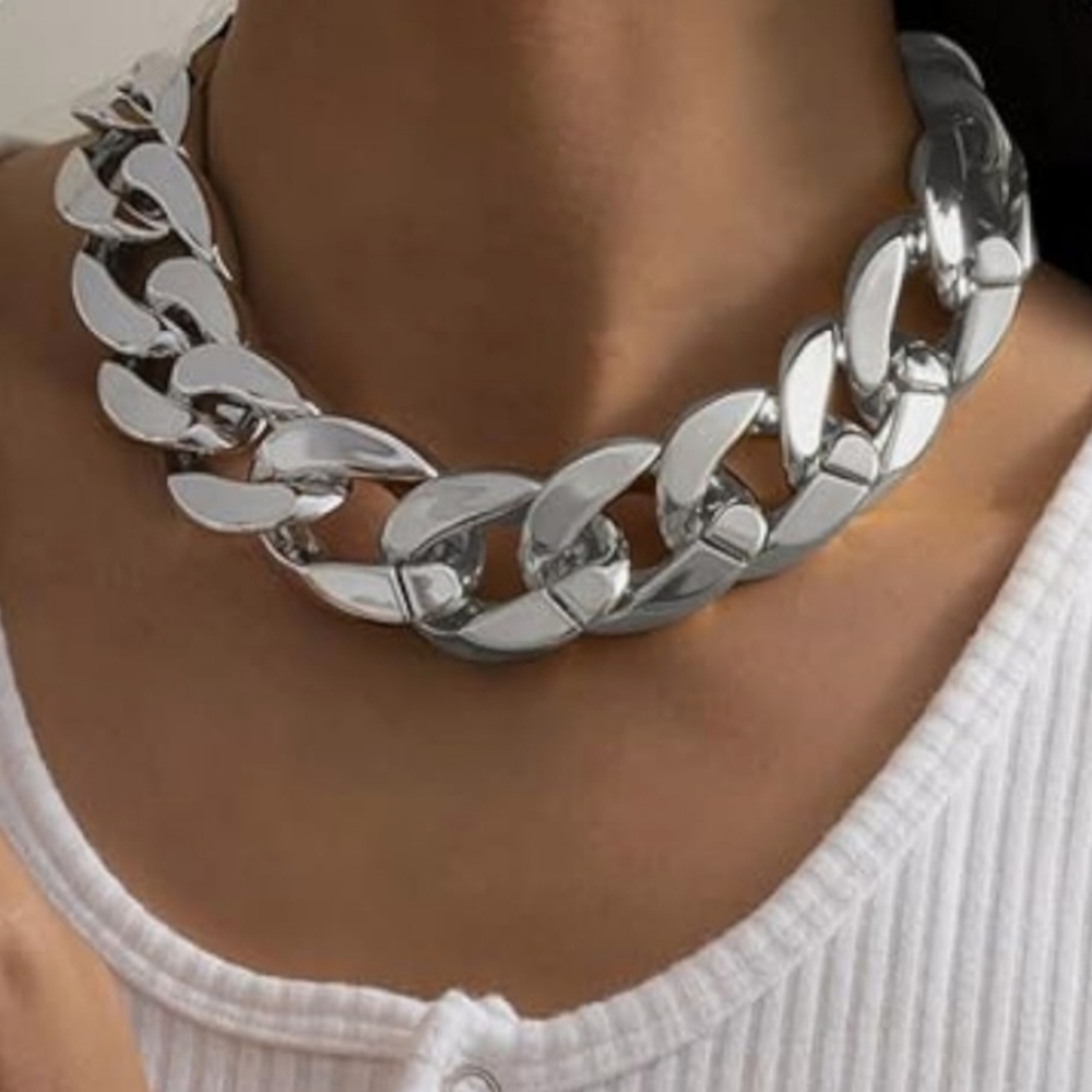 Cuban Link Chain Choker Plastic Necklace NWOT